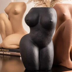 Sitting Lady Plant Pot - Sand Brown -Scout Design Studio SittingLadyPlantPot SandBrown.07